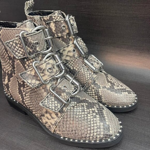 Steve Madden ReCharge‎ Ankle Boots Booties Buckle slip on snake print shoes - Picture 3 of 11